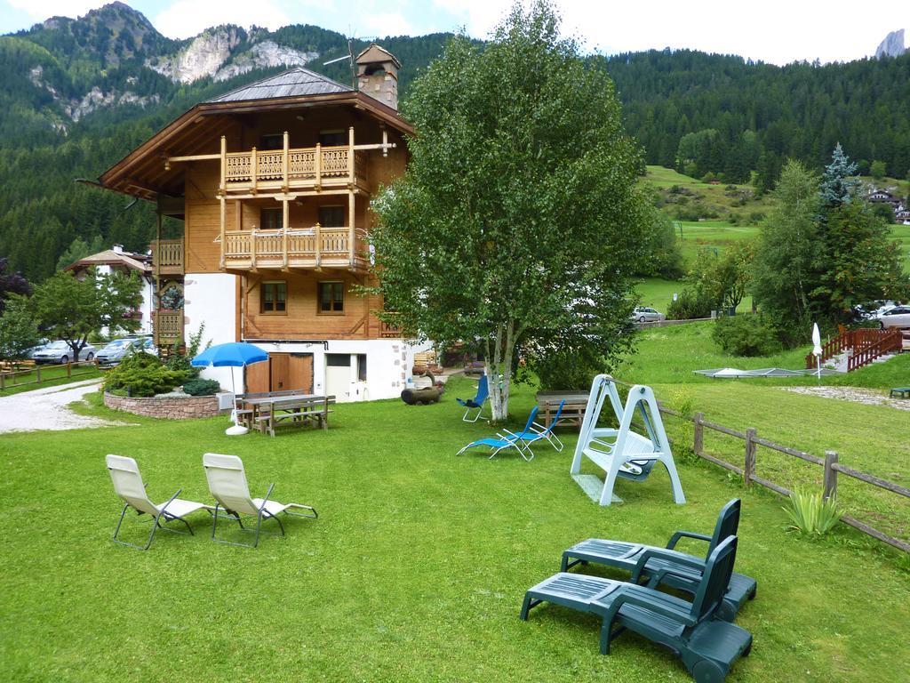 Appartamenti Majon Sotroi Кампітелло-ді-Фасса Екстер'єр фото