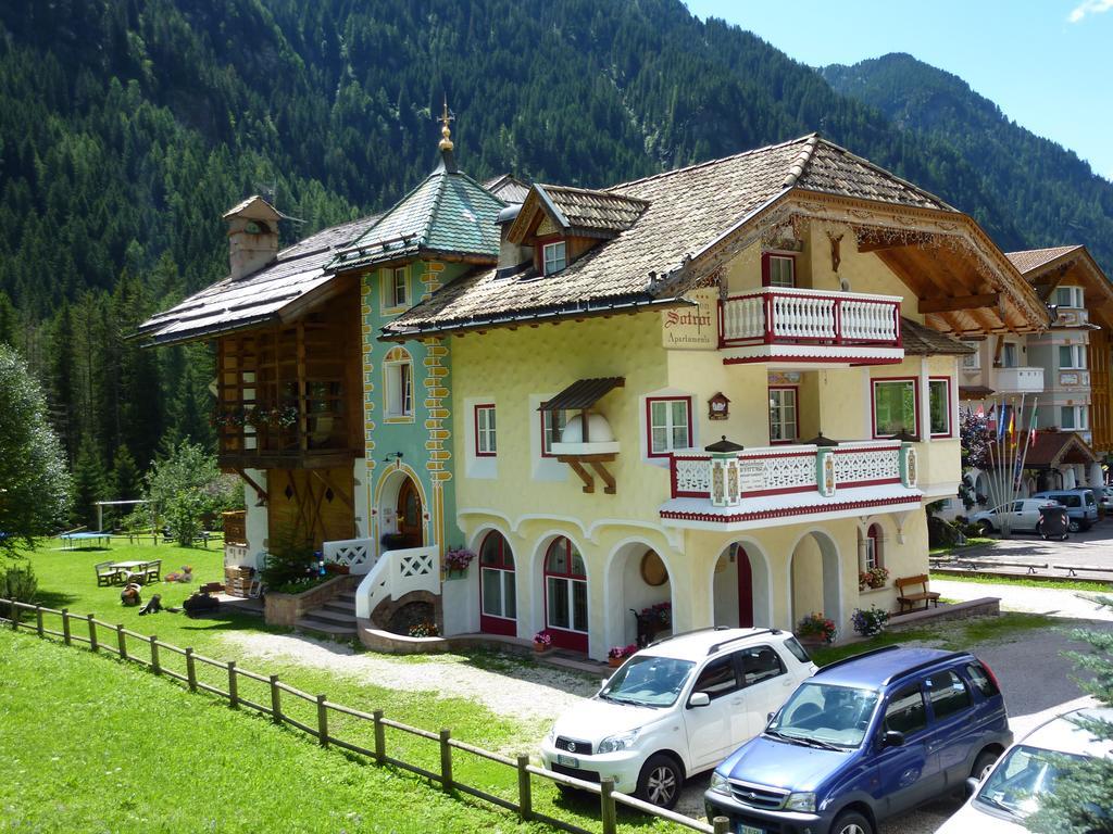 Appartamenti Majon Sotroi Кампітелло-ді-Фасса Екстер'єр фото