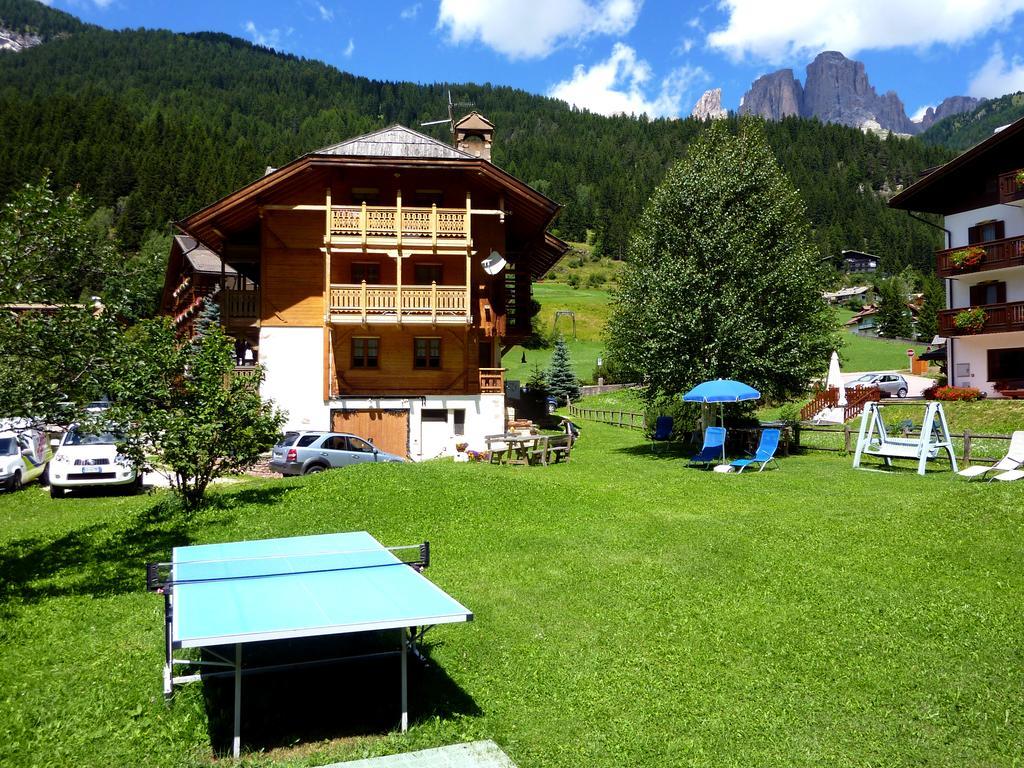 Appartamenti Majon Sotroi Кампітелло-ді-Фасса Екстер'єр фото